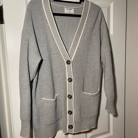 Old Navy Gray Button-Up Cardigan Sweater - Picture 3 of 4